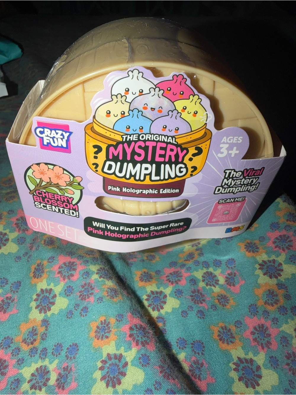Mystery Dumpling Pink Holographic Edition - Cherry Blossom Scented Party Favor - Picture 5 of 5